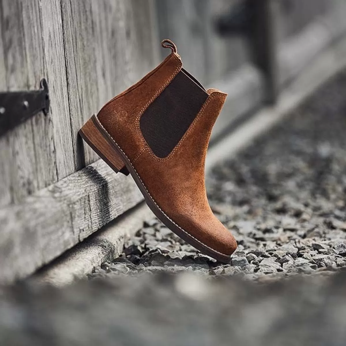 Best Chatham 30% Off - Ladies Arlington Suede Chelsea Boots - Tan Size: 5 (Eu38)