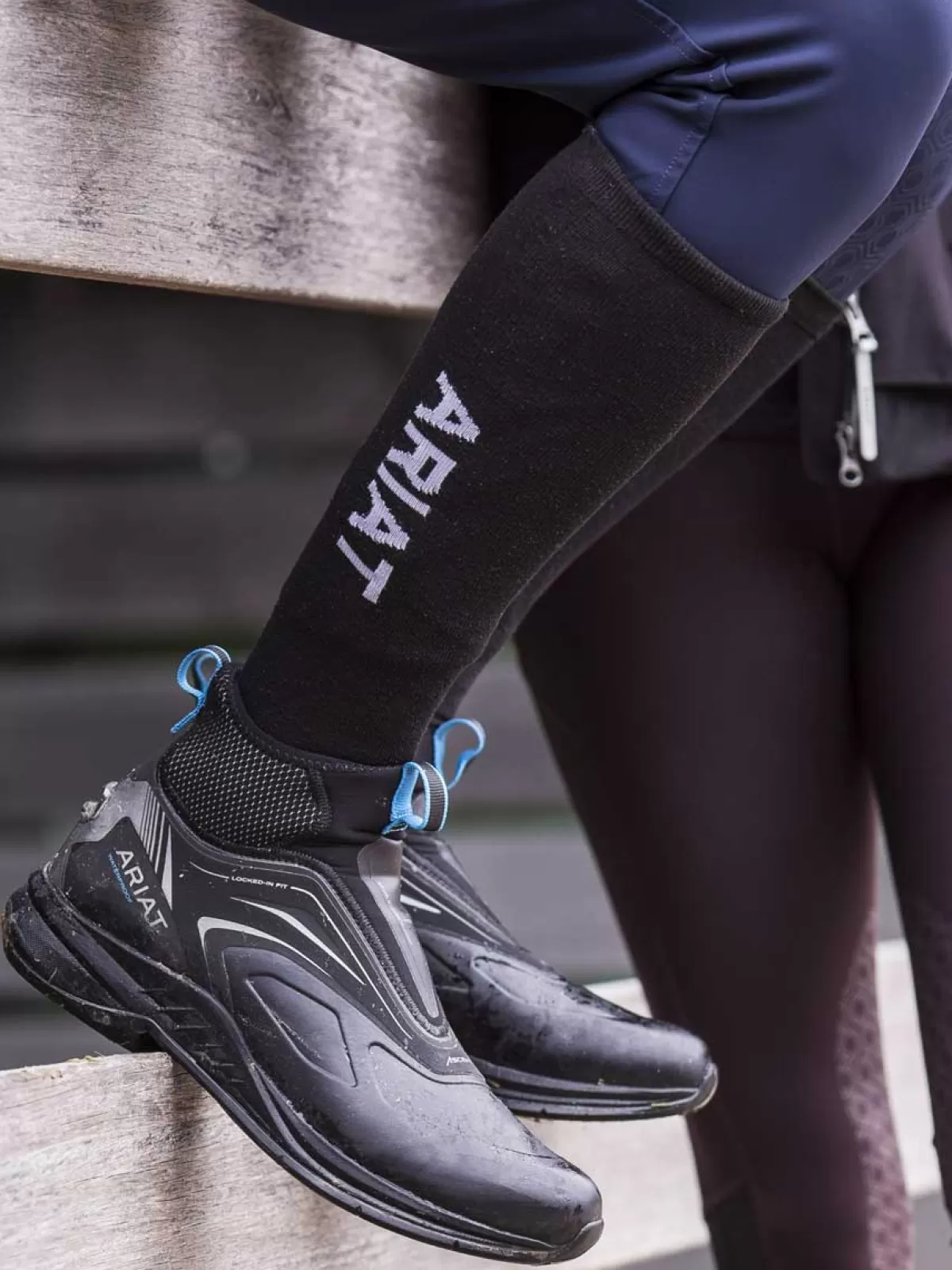 Shop Ariat Socks - tek Performance Black