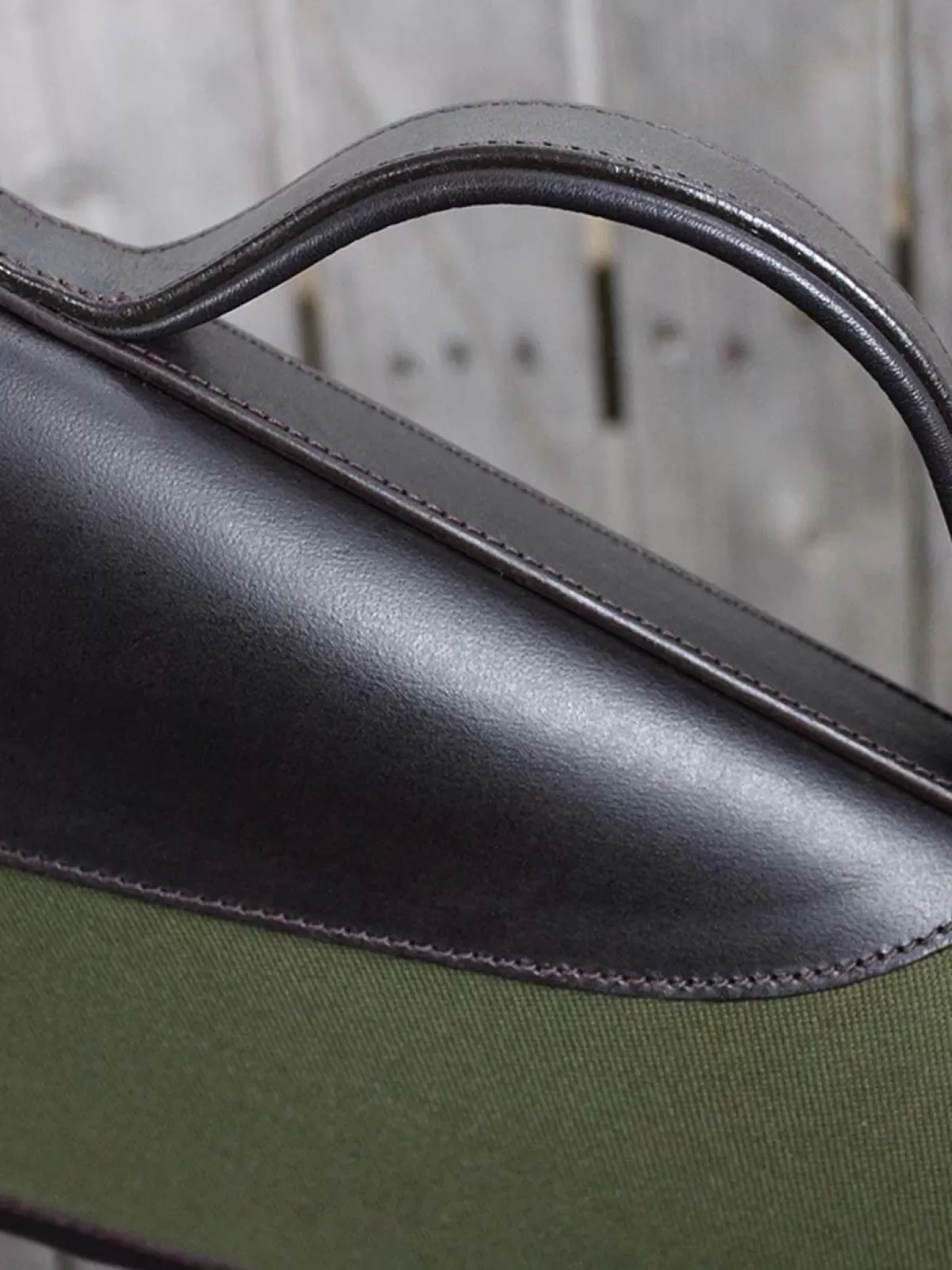 New Coleman Baines Canvas & Leather Shotgun Slip With Flap, Zip & Buckle - Green
