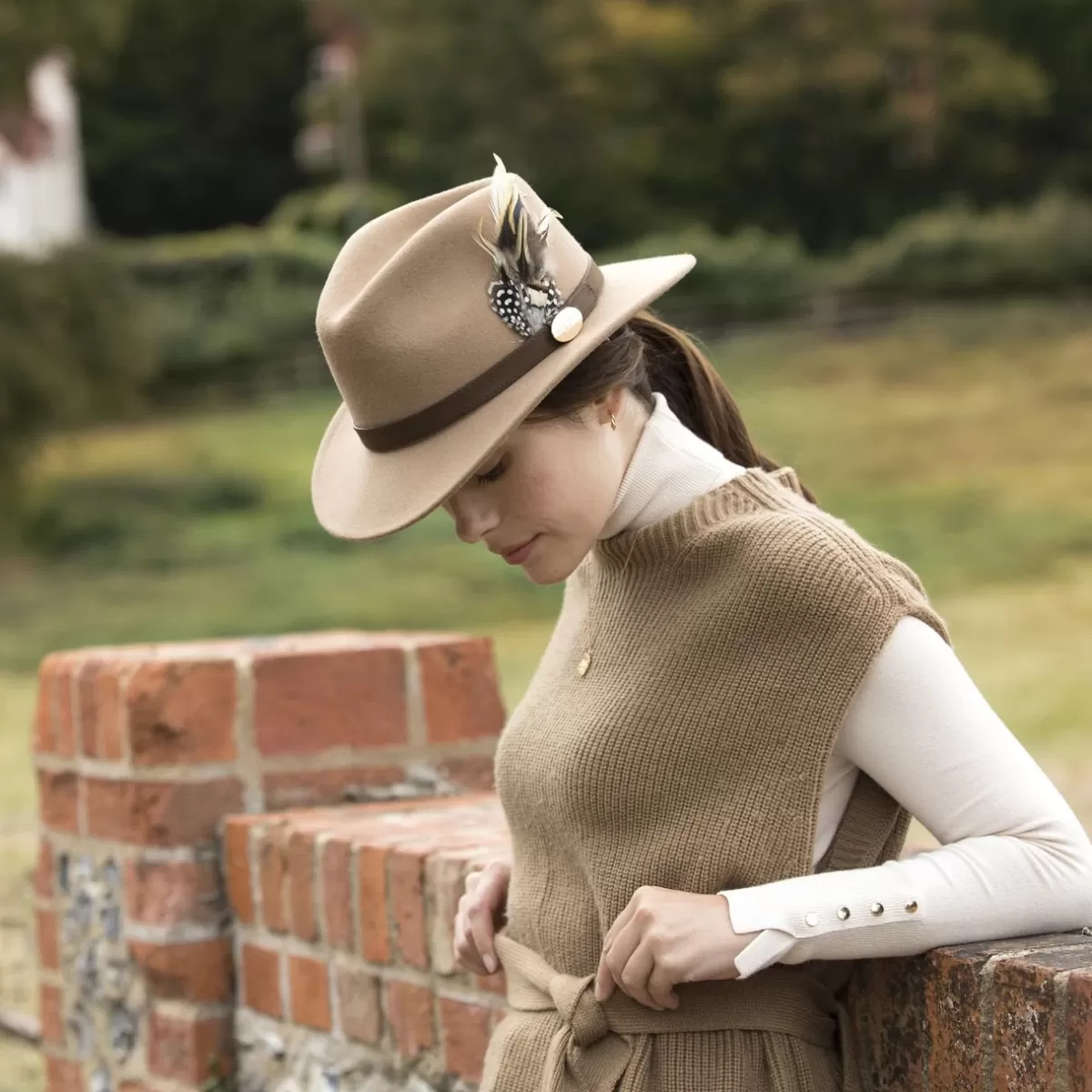 Sale Hicks and Brown Hicks & Brown Ladies Suffolk Fedora Hat - Guinea And Pheasant Feather Camel