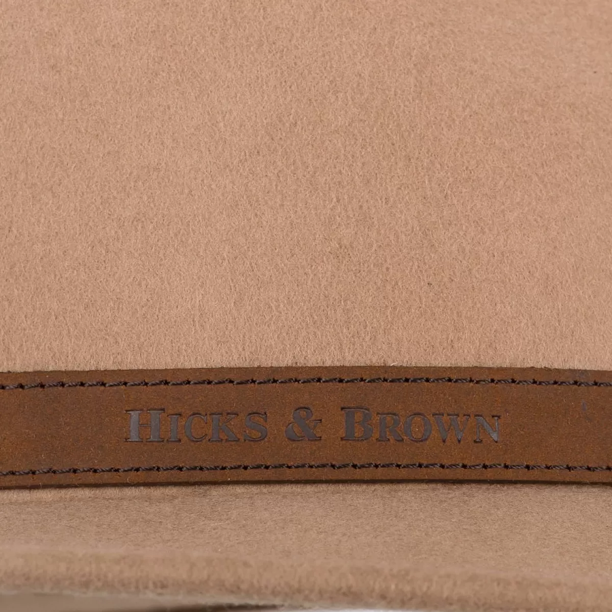 Sale Hicks and Brown Hicks & Brown Ladies Suffolk Fedora Hat - Guinea And Pheasant Feather Camel
