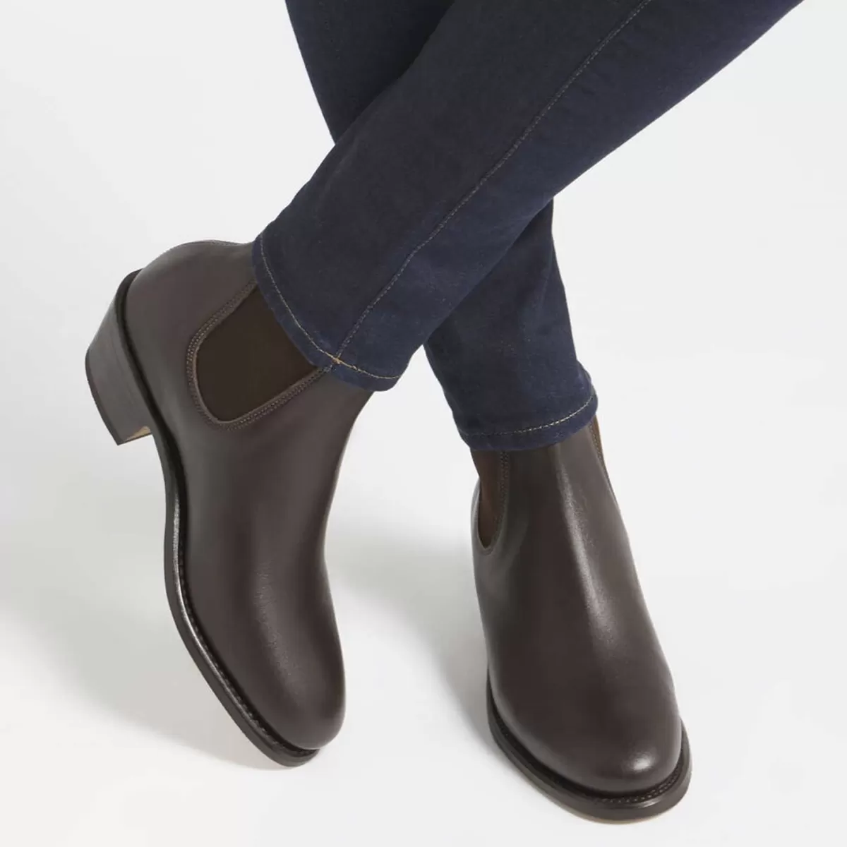 Hot RM Williams Adelaide Cuban Heel Boots - Ladies - Chestnut