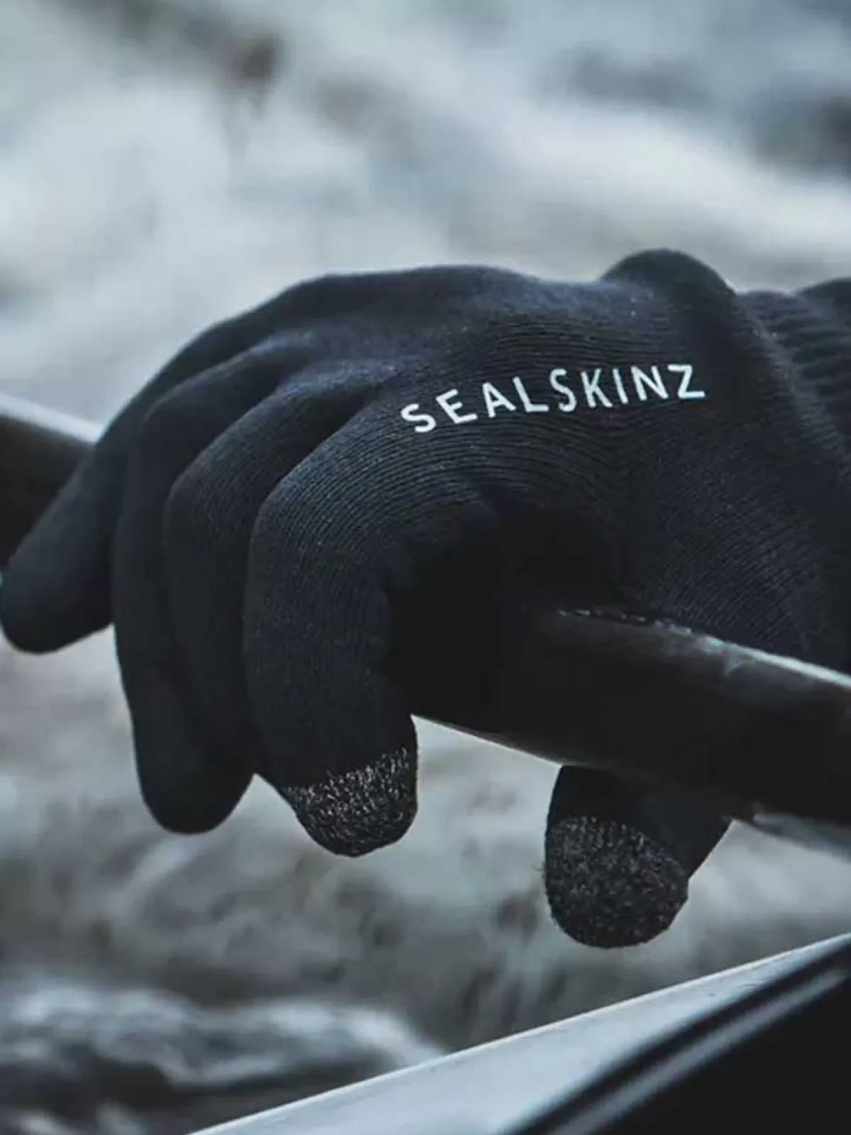 Best Sealskinz Gloves - Waterproof All Weather Ultra Grip Knitted Glove - Black